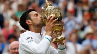  德约科维奇直落三盘横扫对手强势夺冠