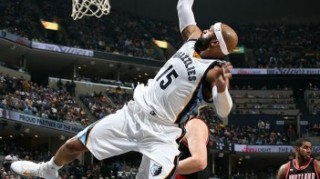  扣篮大赛激情上演，空中飞人争夺桂冠