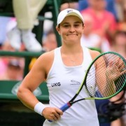  克雷吉茨科娃黑马奔袭，法网封后造奇迹