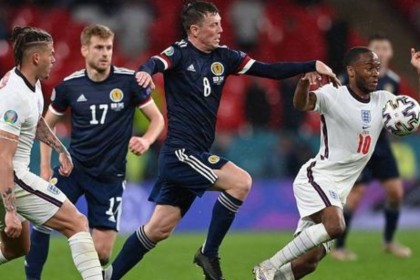  草地赛季全面开启，英国草地巡回赛迎来百位好手  