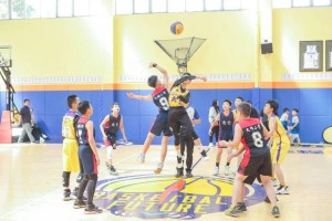  球星公益走进校园，篮球梦想照亮少年未来