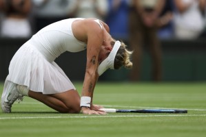  克雷吉茨科娃法网黑马一黑到底