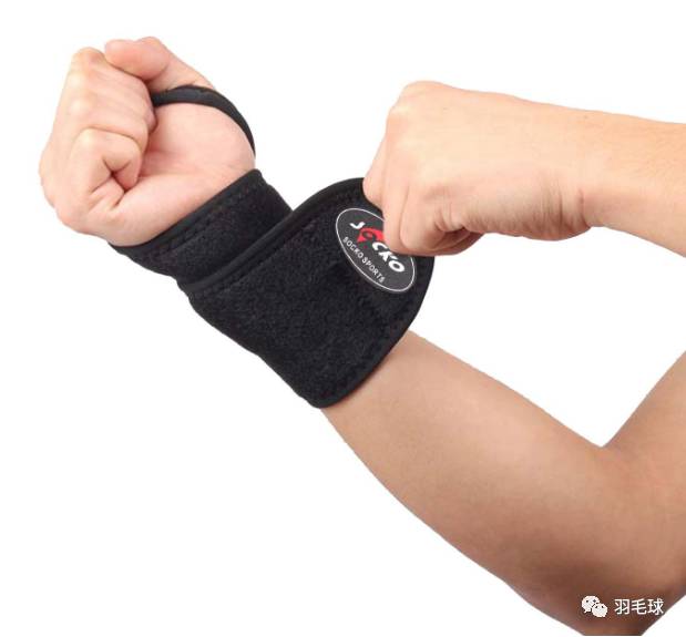  網球員手腕护具升级，碳纤维材质减轻负重