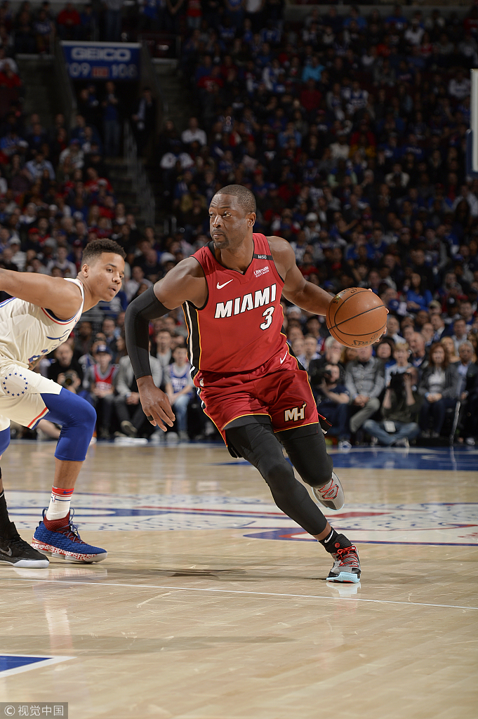  步行者团队篮球击溃魔术防线